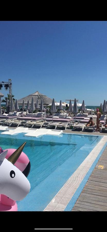 Mamaia Beach Luxury Apartment Zewnętrze zdjęcie